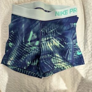 Nike pro shorts size xs